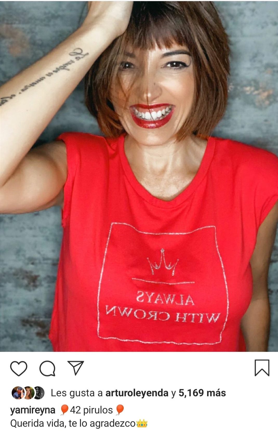 Yamila Reyna estrenó nuevo look.