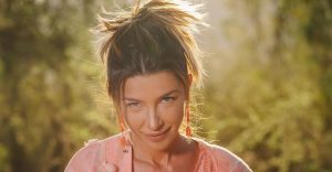 Hija de Pancha Merino sorprende con cambio de look a tono con su mamá