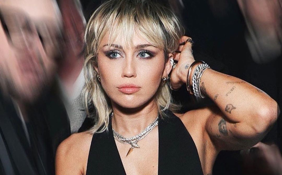 Miley Cyrus revela cómo superó su divorcio con Liam Hemsworth