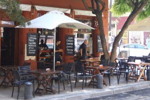 Cambia el protocolo para restaurantes en fase 3: Podrán atender al interior