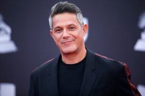 Conoce a los ganadores de entradas al concierto online de Alejandro Sanz