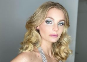 Hijas de Josefina Montané la maquillaron y enterneció a sus seguidores