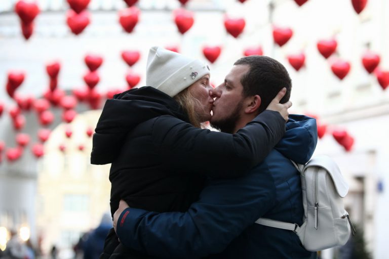 ¿Estás de acuerdo? Esta acción puede hacer feliz a una pareja, según la ciencia