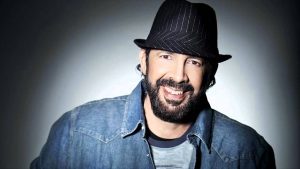 Juan Luis Guerra sorprende a todos con su álbum "Privé" en Navidad