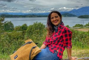 Pamela Leiva sorprende con bellas fotos en bikini desde el sur