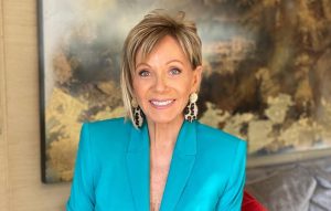 Raquel Argandoña es criticada por vacunarse antes de que le tocara en Las Condes