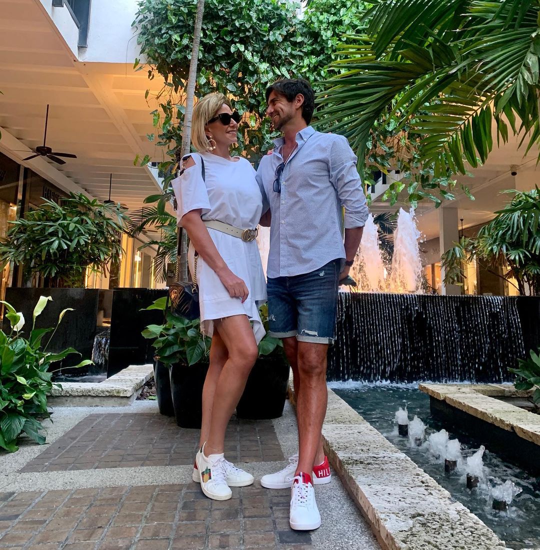 La panelista celebró su aniversario con su pareja