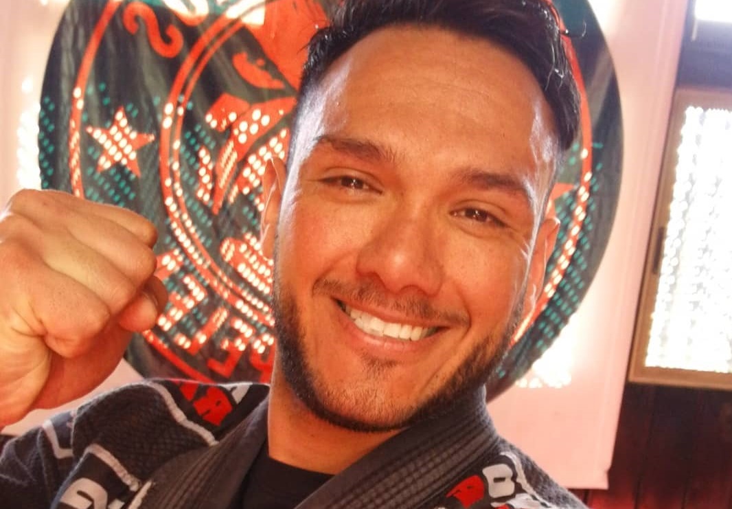 Iván Cabrera y su polola se aventuraron en Tinder: 'Para ver qué onda'