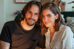 La romántica postal de Millaray Viera en estas fiestas de fin de año