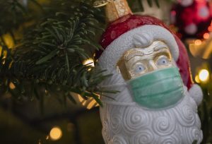 ¿Cuáles son los riesgos de ciertas actividades navideñas en pandemia?