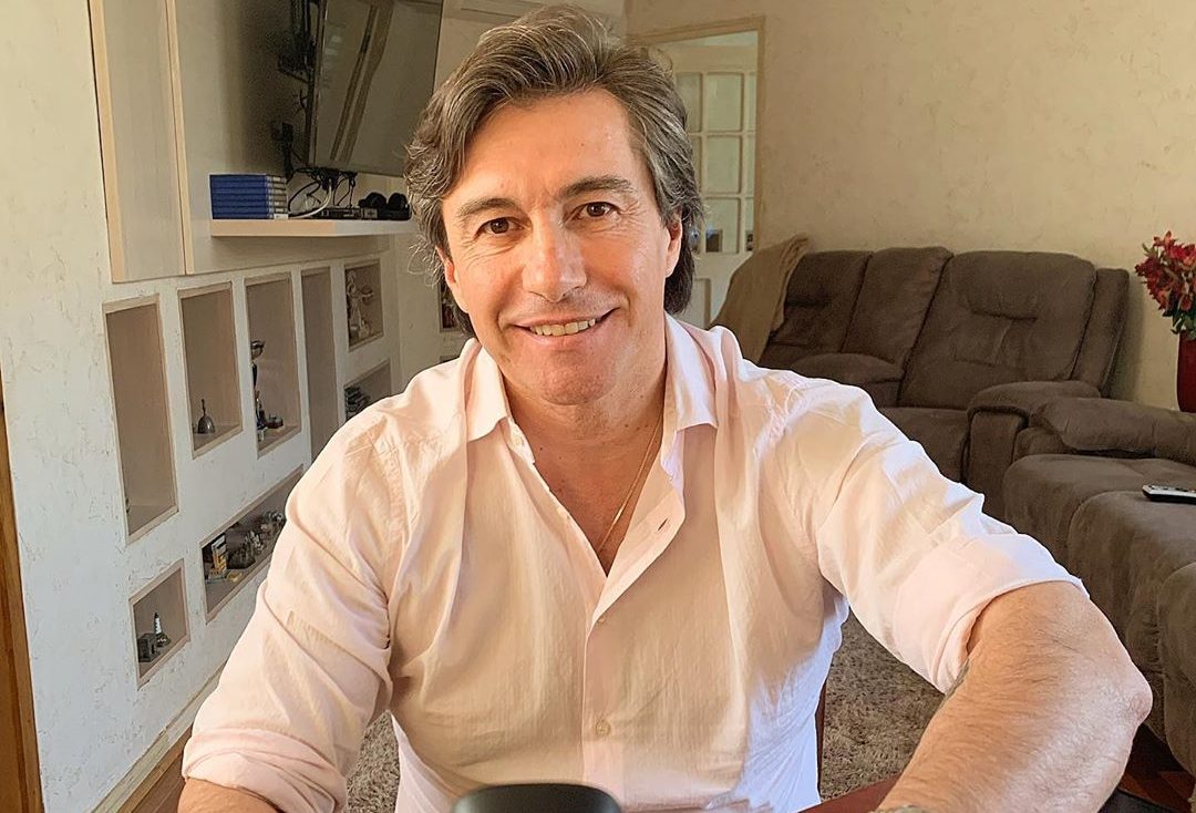 Con el mismo atuendo que Ivette y sus hijos: Así celebró Fernando Solabarrieta sus 50 años