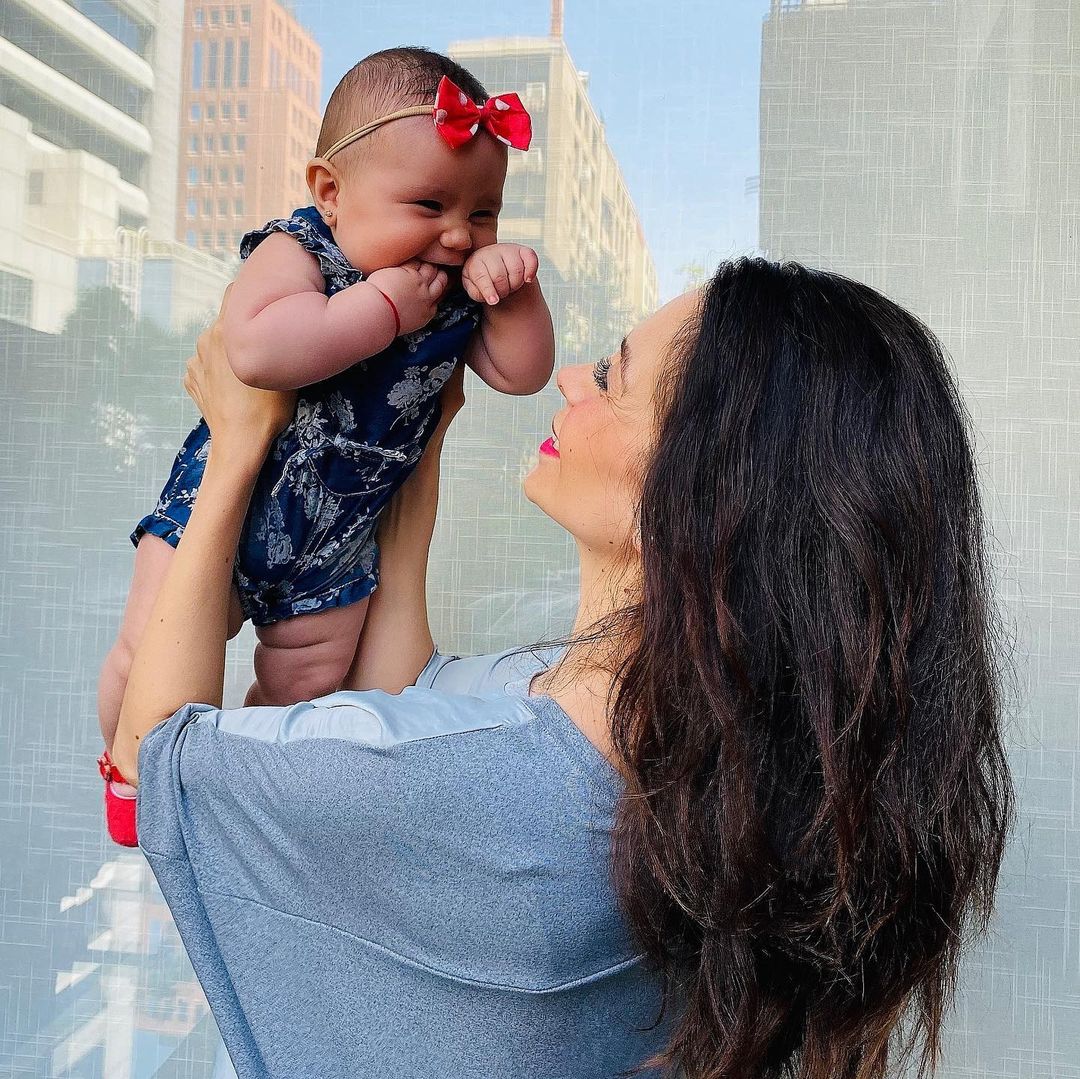 yamna lobos y su hija