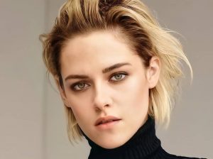 Ya está la primera foto de Kristen Stewart como Lady Di y son idénticas