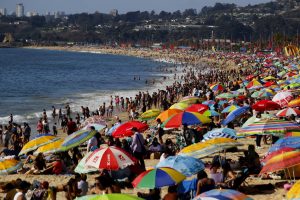 28 comunas avanzan: Revisa los cambios en el plan Paso a Paso del Gobierno