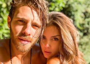 Cata Vallejos contó que conoció a su pololo argentino por Instagram: "Lo físico quedó para el final"