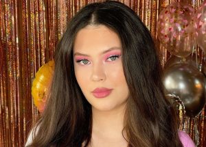 Michelle Carvalho defiende sus fotos al desnudo: "Tengo cero prejuicios y me encanta andar en pelotas"