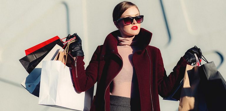 5 prendas de moda que vale la pena comprar en oferta