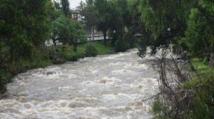 Lluvias en las zona central amenazan con posibles inundaciones