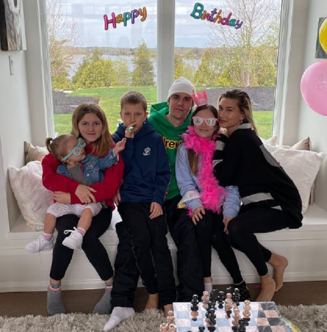 cumpleaños hermana bieber