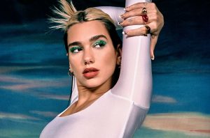 Dua Lipa sorprende con su cambio de look más radical hasta el momento