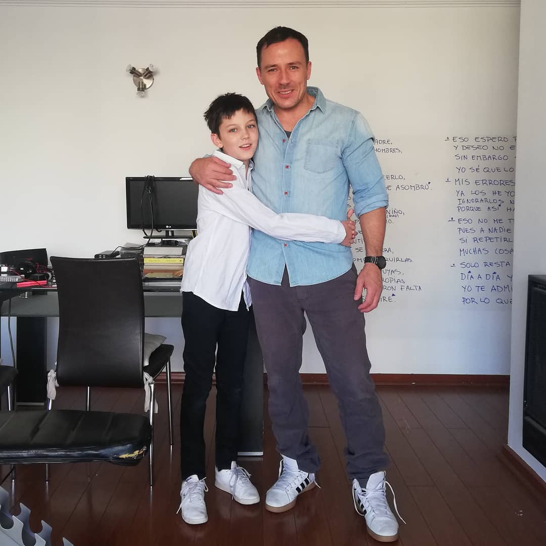 gonzalo egas y su hijo