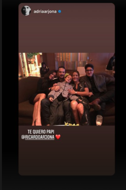 adria arjona mensaje ricardo arjona