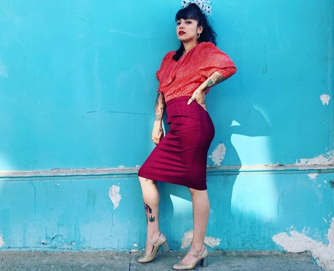 ‘De nuestro ciclo menstrual’: Mon Laferte explicó su mural en Valparaíso