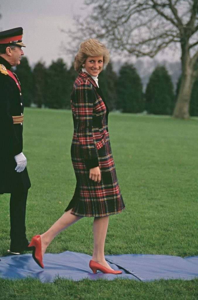 Lady Di Abrigo