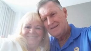 53 años juntos: Matrimonio fallece por Covid-19 con 16 minutos de diferencia