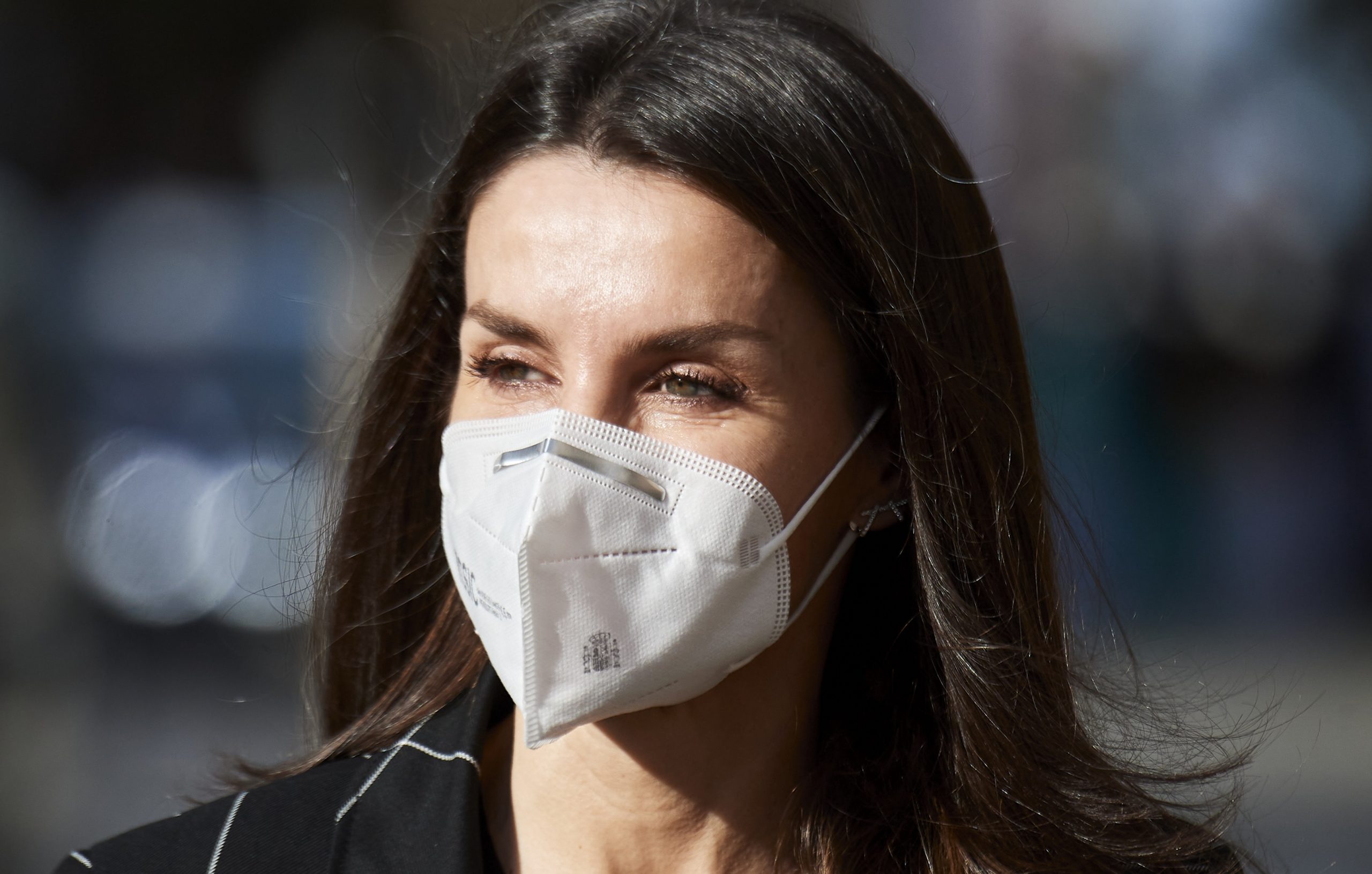 La reina Letizia luce sus canas, demostrando que no es necesario ocultarlas