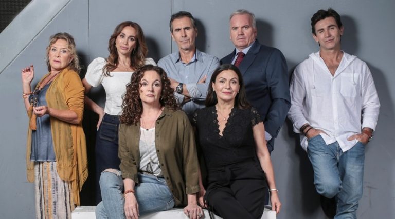 Así serán los looks de los antiguos y nuevos personajes de "Verdades ocultas" tras salto temporal de 25 años