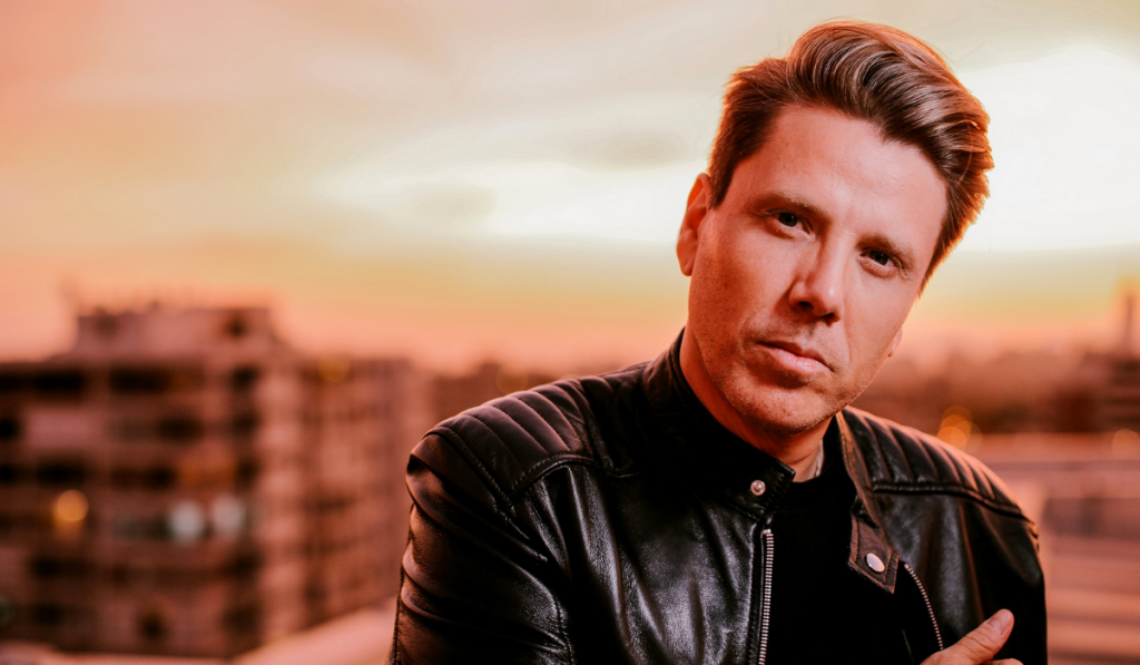 ¡Confirman telonero chileno para show online de Ricardo Arjona!