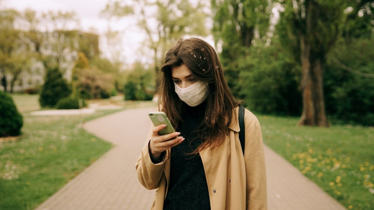 Aprende a desinfectar tu celular sin dañarlo en el intento