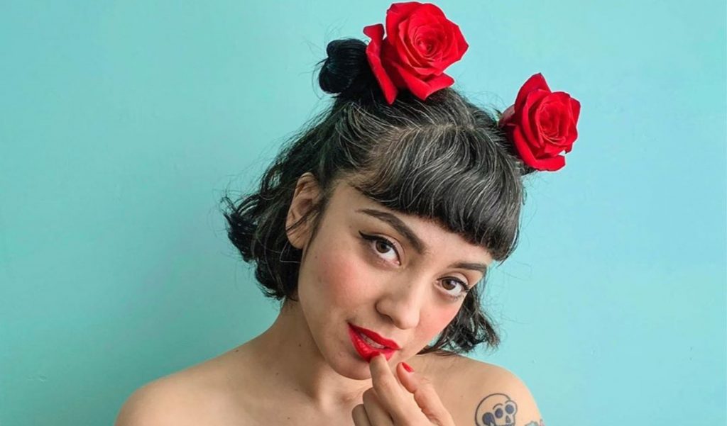 Mon Laferte comparte la intervención que se hizo en México