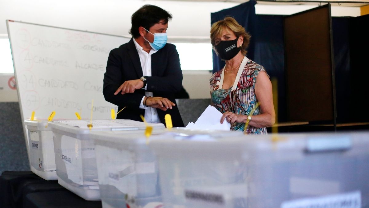 ¿Se postergan las elecciones? Sichel declina la idea de aplazar la fecha