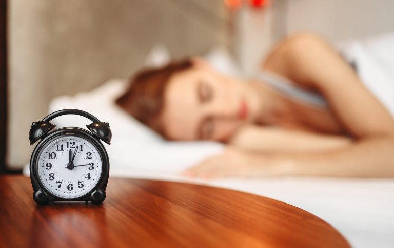 ¿Cómo afecta el cambio de hora a nuestro cuerpo? Un experto nos cuenta
