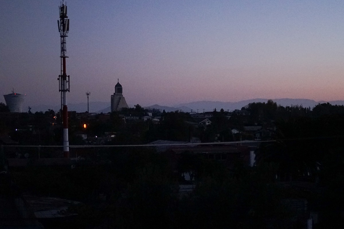 ¿Se te cortó la luz? Esta sería la razón del corte masivo en varias comunas de Santiago