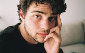 Noah Centineo derrite a sus fans con trabajado cuerpo para nuevo rol de superhéroe