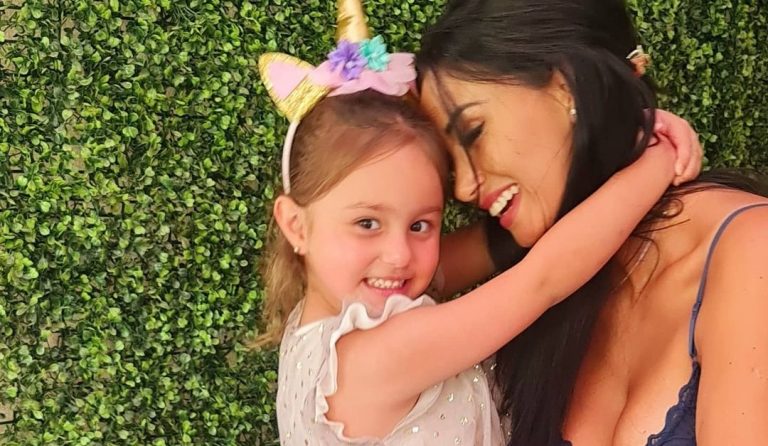 La revancha: Pamela Díaz llevó a su hija temprano al colegio tras equivocarse de día