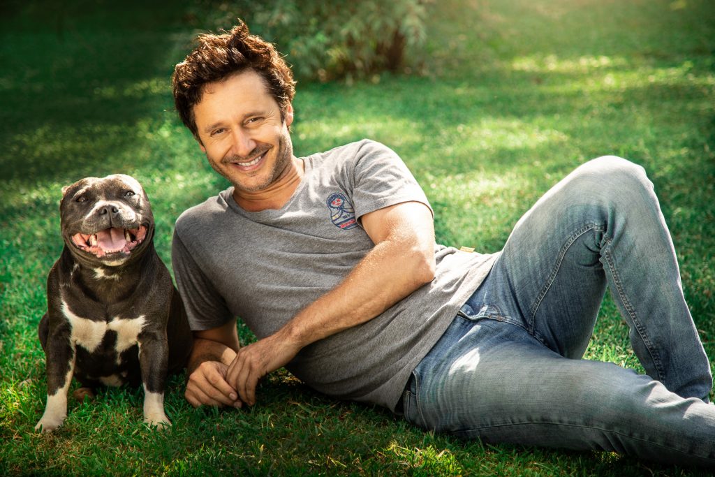 Benjamín Vicuña: Subió tierna foto pidiendo derechos para los animales