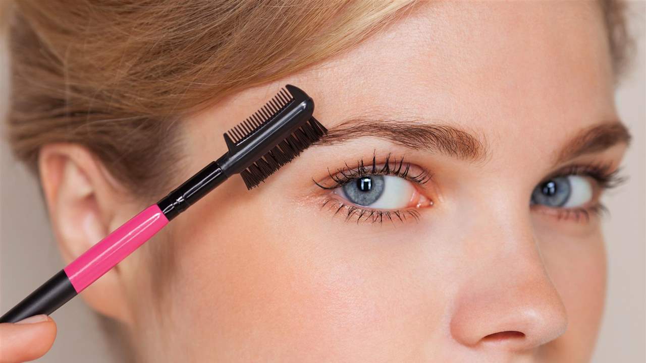 ¡Aprende a cuidarlas! 5 errores que estás cometiendo con tus cejas