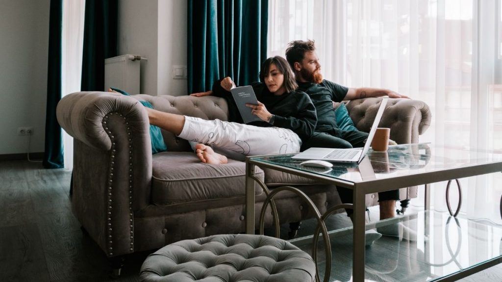 Cómo Afrontar La Cuarentena En Pareja (y Triunfar En El Intento)