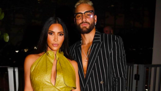 Maluma y Kim Kardashian festejaron juntos en Miami: él terminó sin camisa