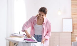 ¿No quieres planchar más? Te contamos un truco infalible y muy simple