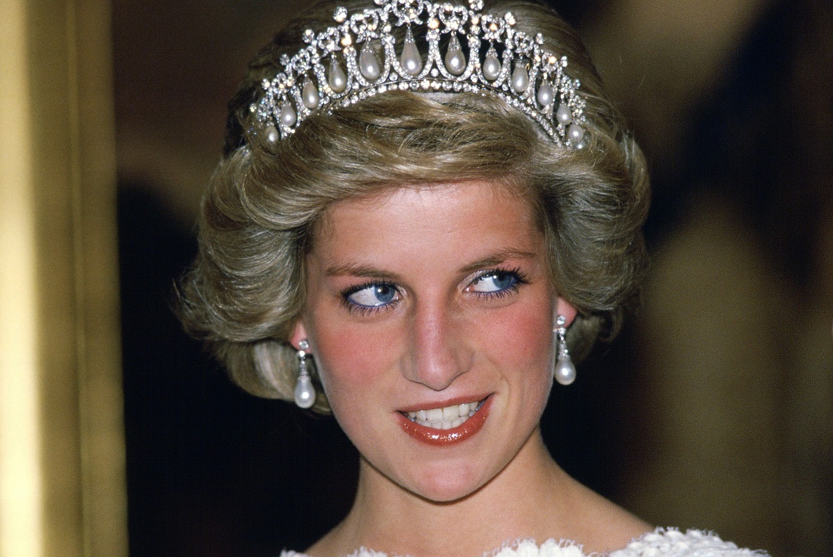 Este era el truco de Lady Di para resaltar sus pómulos