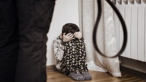 Nuevo parricidio: Niño de siete años muere a manos de su madre