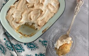 Prepara este rico y clásico postre de manzanas con la receta de Clau Varleta