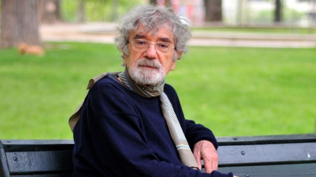 A Los 92 Años Fallece El Destacado Escritor Chileno Humberto Maturana