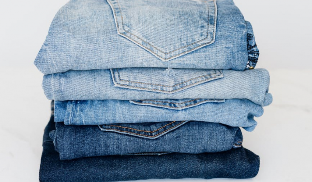 ¿Lavas muy seguido tus jeans? Estudio reveló los beneficios de no hacerlo 