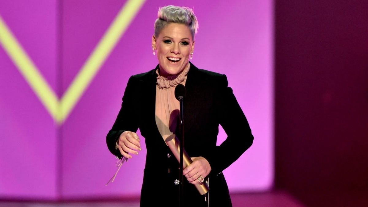 Pink es homenajeada con el premio ícono en los Billboard Music Awards